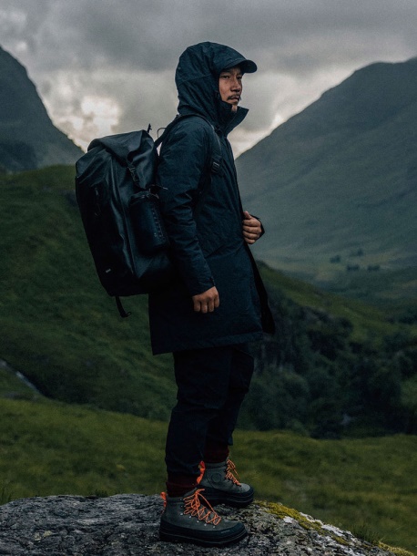 Finisterre Black Fortis Wasserdichte Parkajacke