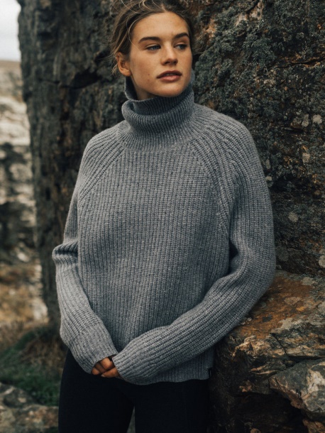 Finisterre Hellindigofarbener Mora-Strickpullover Mit Rollkragen